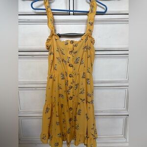 Yellow Floral Sundress Women’s Medium Button Front Summer Dress